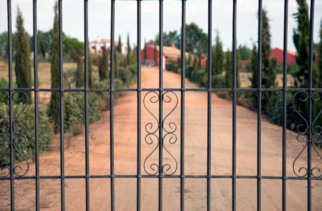 Hotel Rural Las Tejuelas Valdecaballeros Eksteriør bilde