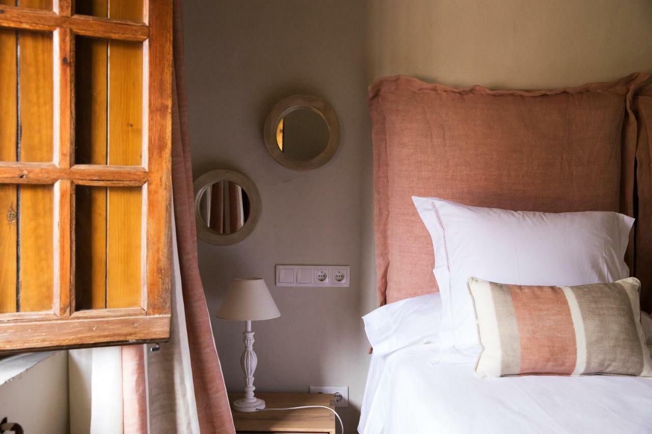 Hotel Rural Las Tejuelas Valdecaballeros Eksteriør bilde